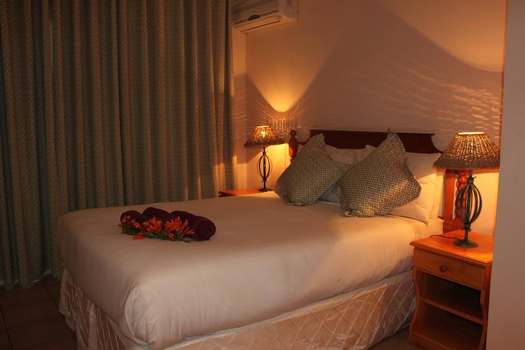 Gooderson Bushlands Game Lodge Hluhluwe Buitenkant foto