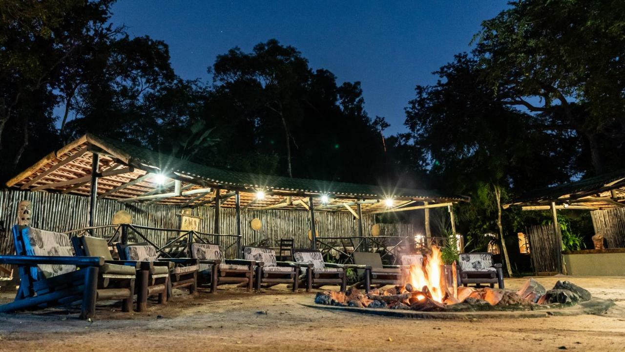 Gooderson Bushlands Game Lodge Hluhluwe Buitenkant foto